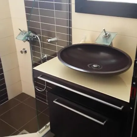 וילה Alsos House *
