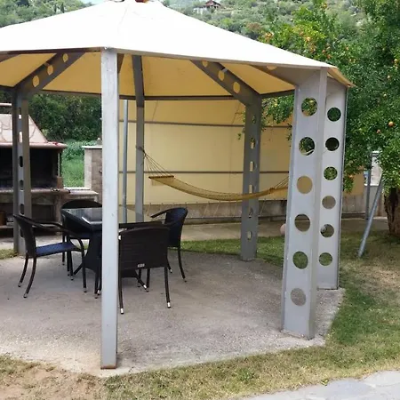 Alsos House * קאבאלה